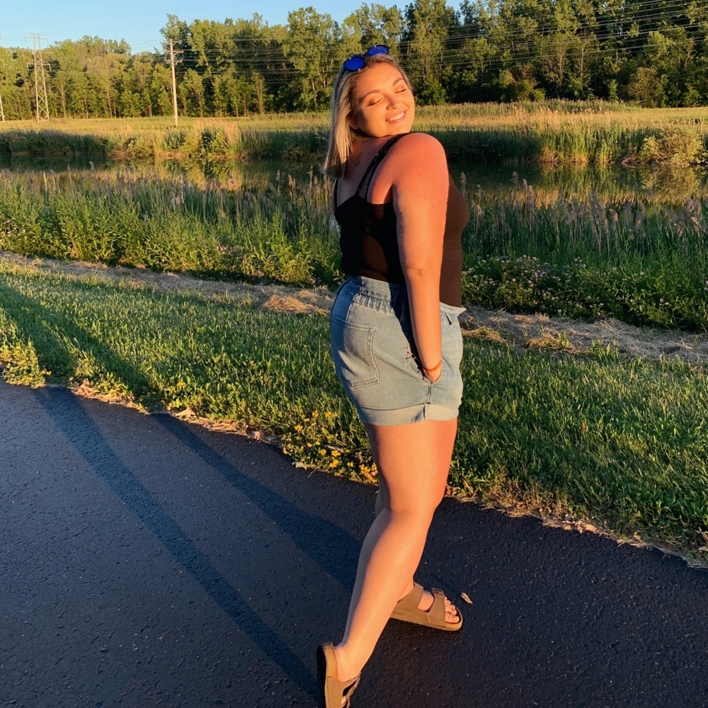 Meet your Posher, Jessica